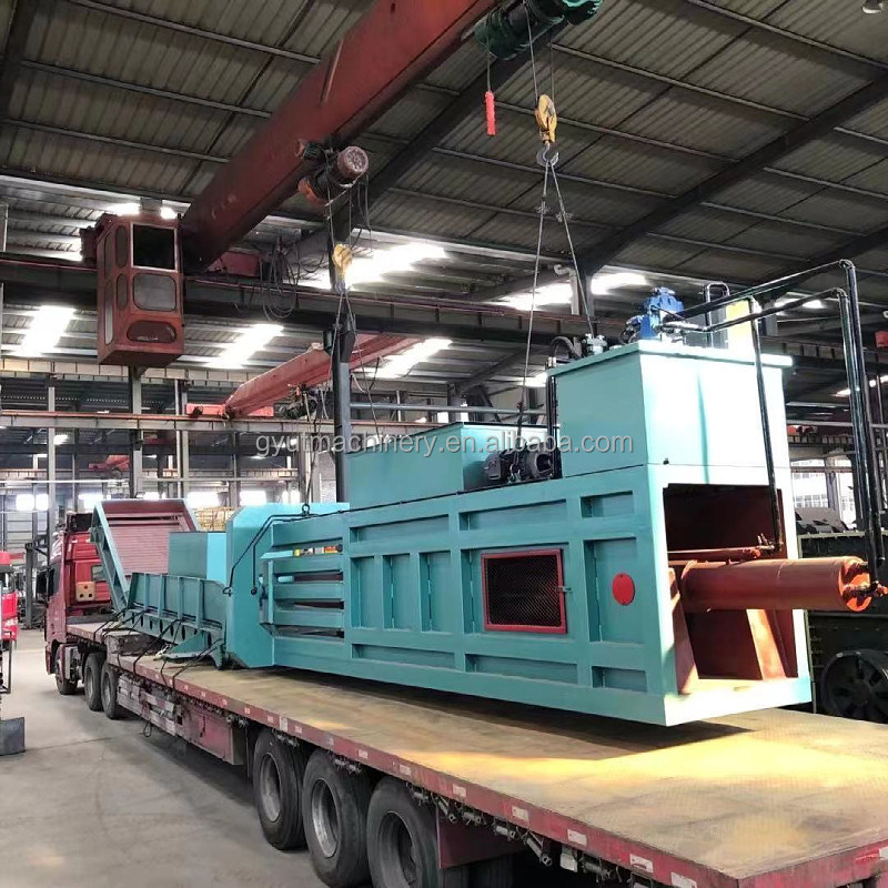 400-500kg 용량 수압 정사각형 짚 발러 2620*2140*3390MM 최대 용량 5톤/시간