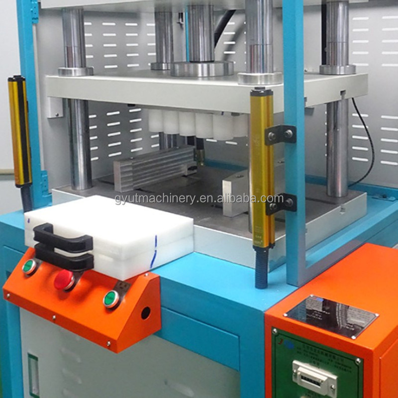 최종 시장에 맞춤형 모양 반 자동 욕실 폭탄 압축기