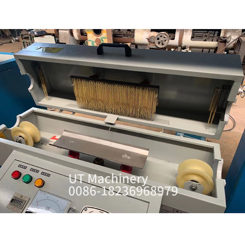 플렉서블 PVC 플라스틱 유선 저장 축적기와 함께 전기 유선 케이블 제조 기계