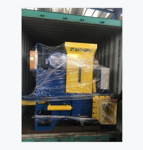 트랙터 트레일 전기 모터 목재 톱스 발러 기계 침대 가방을 압축