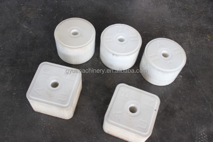 50000 UT 8 톤/시간 가축 소금 씹기 생산용 수압 블록 씹기 기계