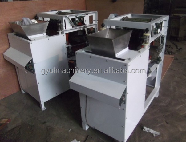 85-95% 전체 핵 비율 오브리코트 핵을 찢고 찢는 습한 껍질을 벗기는 기계