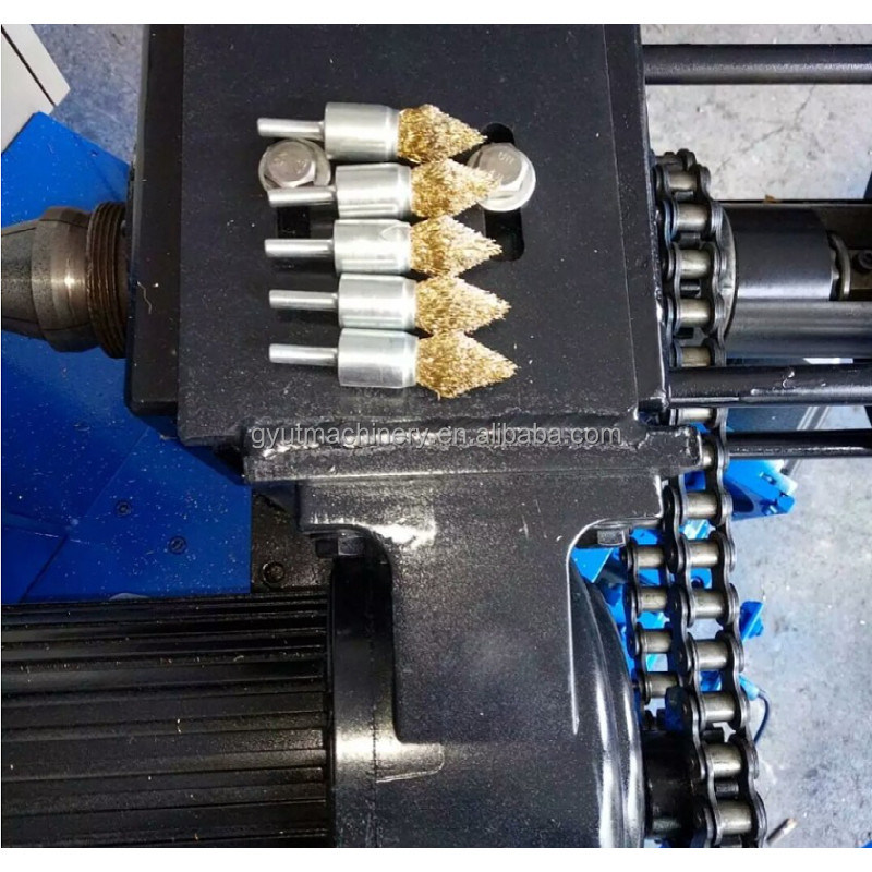 450 스틸 와이어 접시 브러쉬와 컵 브러쉬를 위한 휘어진 와이어 브러쉬 제조 기계