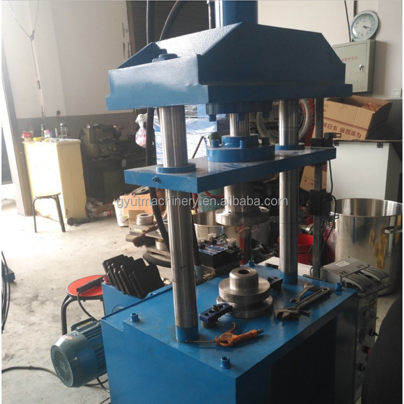 산업용 스테인레스 스틸 와이어 브러쉬 제조 기계