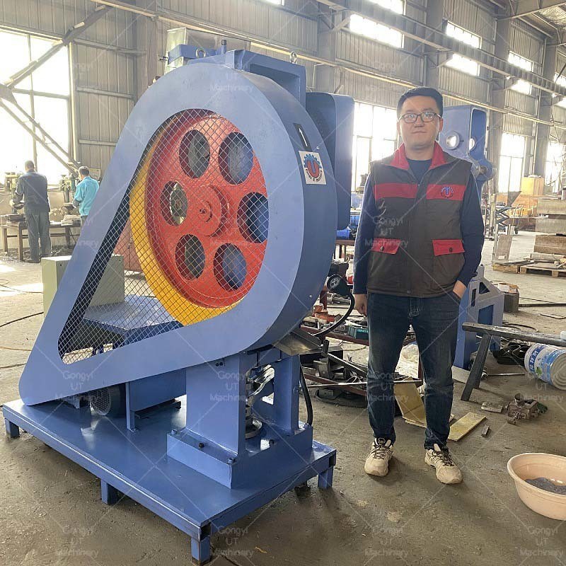 러시아에서 고 용량 유기 목욕 폭탄 압력 기계