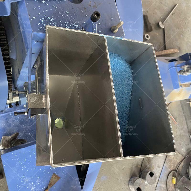 러시아에서 고 용량 유기 목욕 폭탄 압력 기계